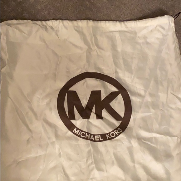 Michale Kors bowler bag - Picture 3 of 5